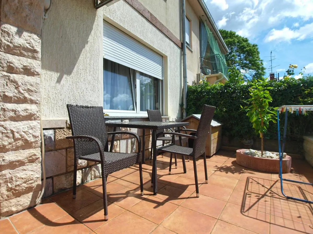 Apartments Mariza 2235 Pula Chorvatsko